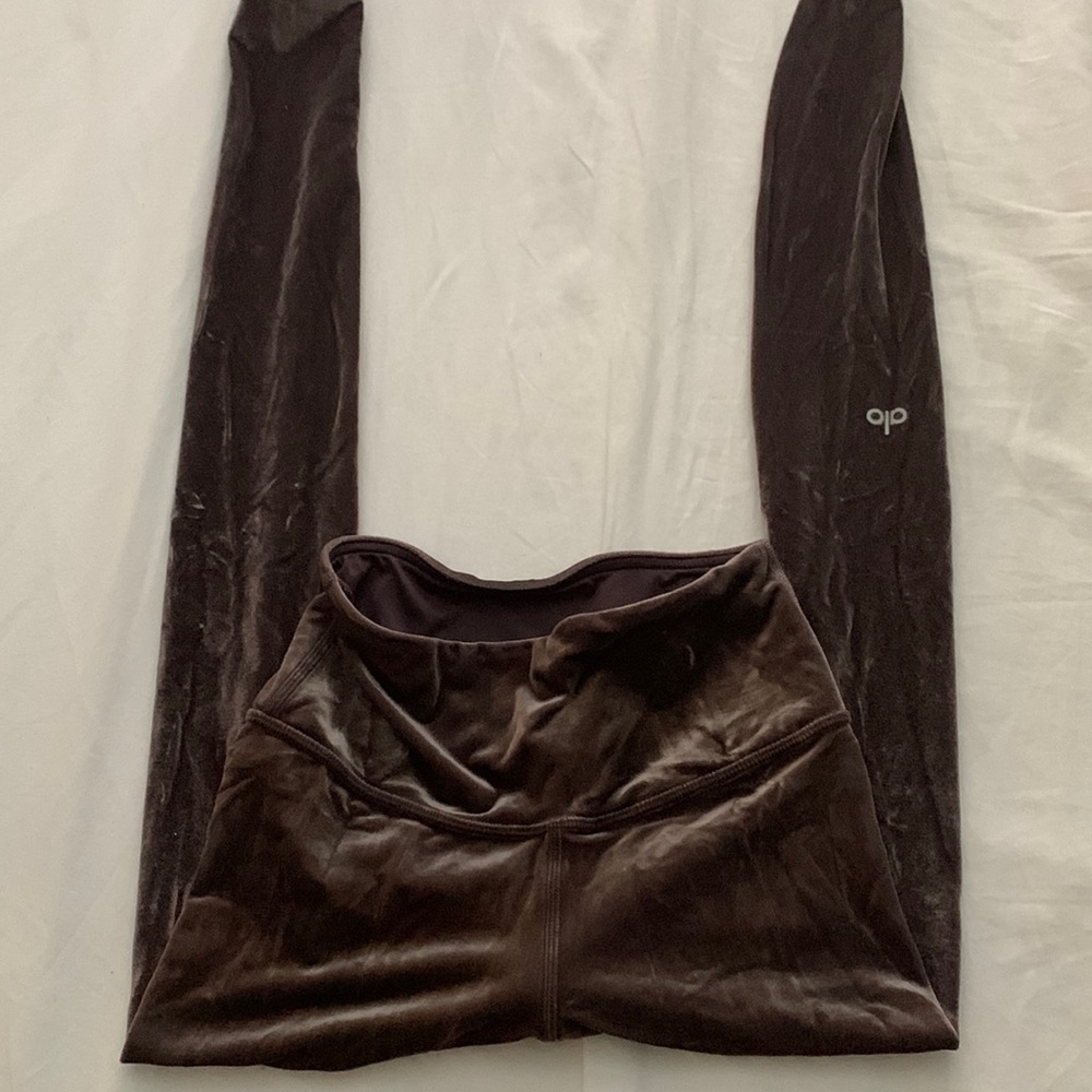 alo leggings